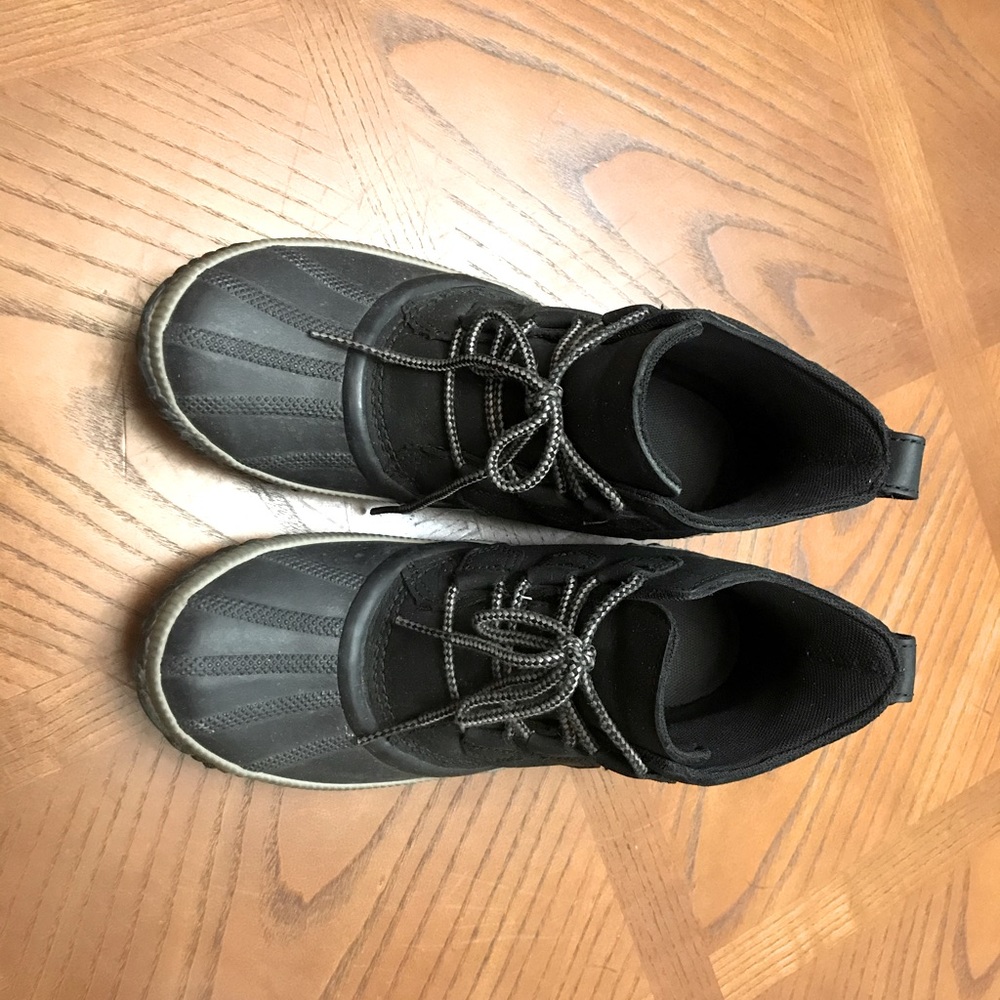 Sorel rain boots!